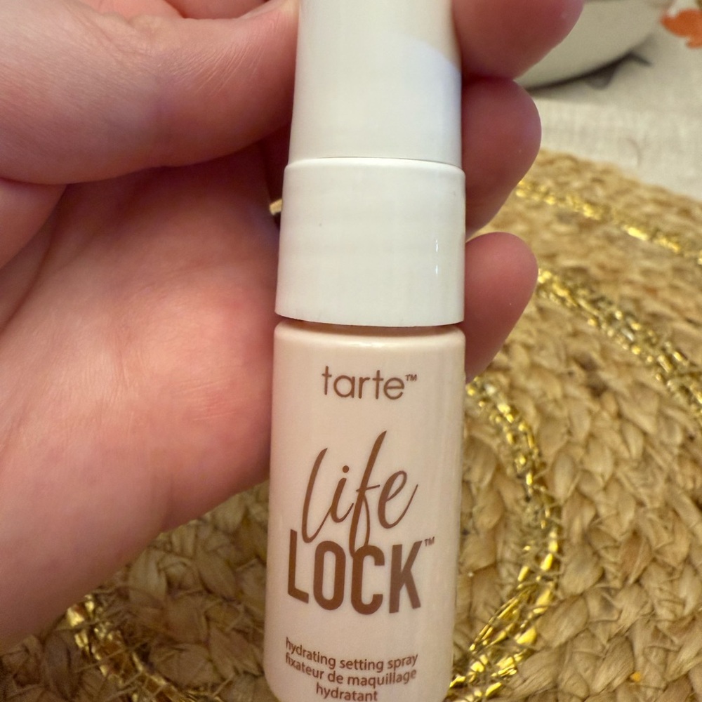 Mini Tarte Life Lock Hydrating Setting Spray
